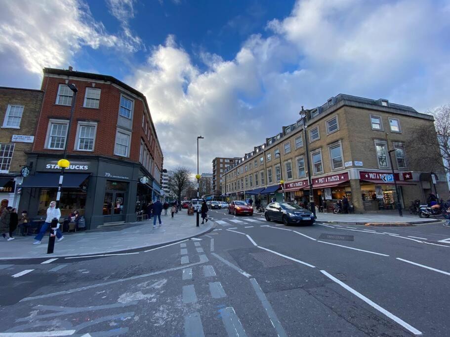 לונדון 2-Br Flat With Style And Comfort In St John'S Wood מראה חיצוני תמונה
