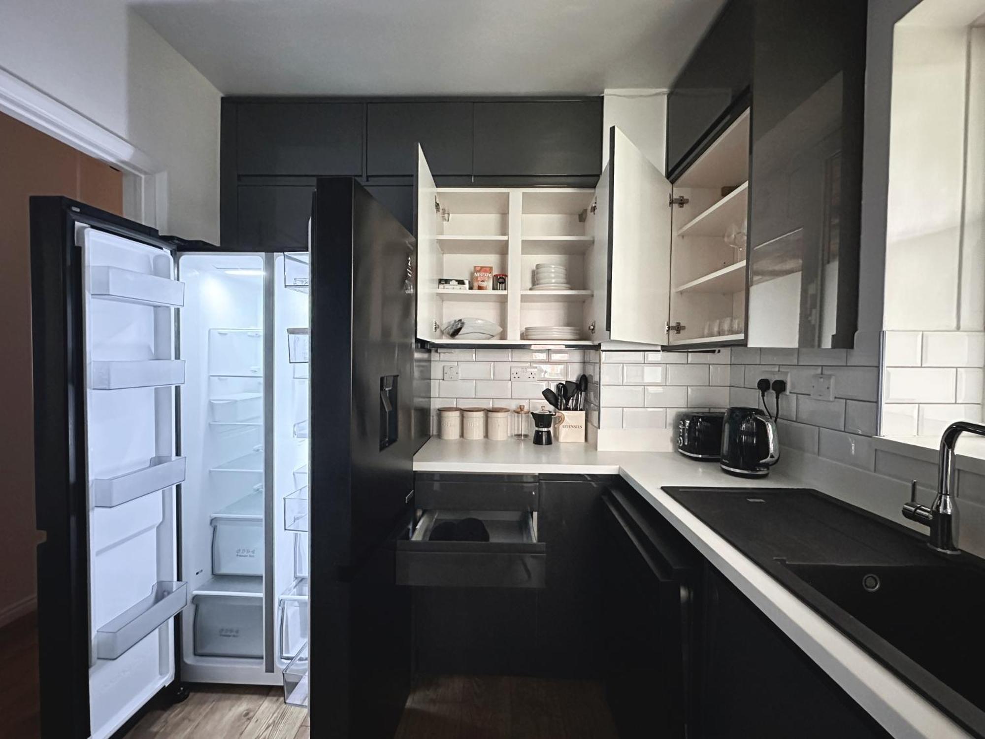 לונדון 2-Br Flat With Style And Comfort In St John'S Wood מראה חיצוני תמונה
