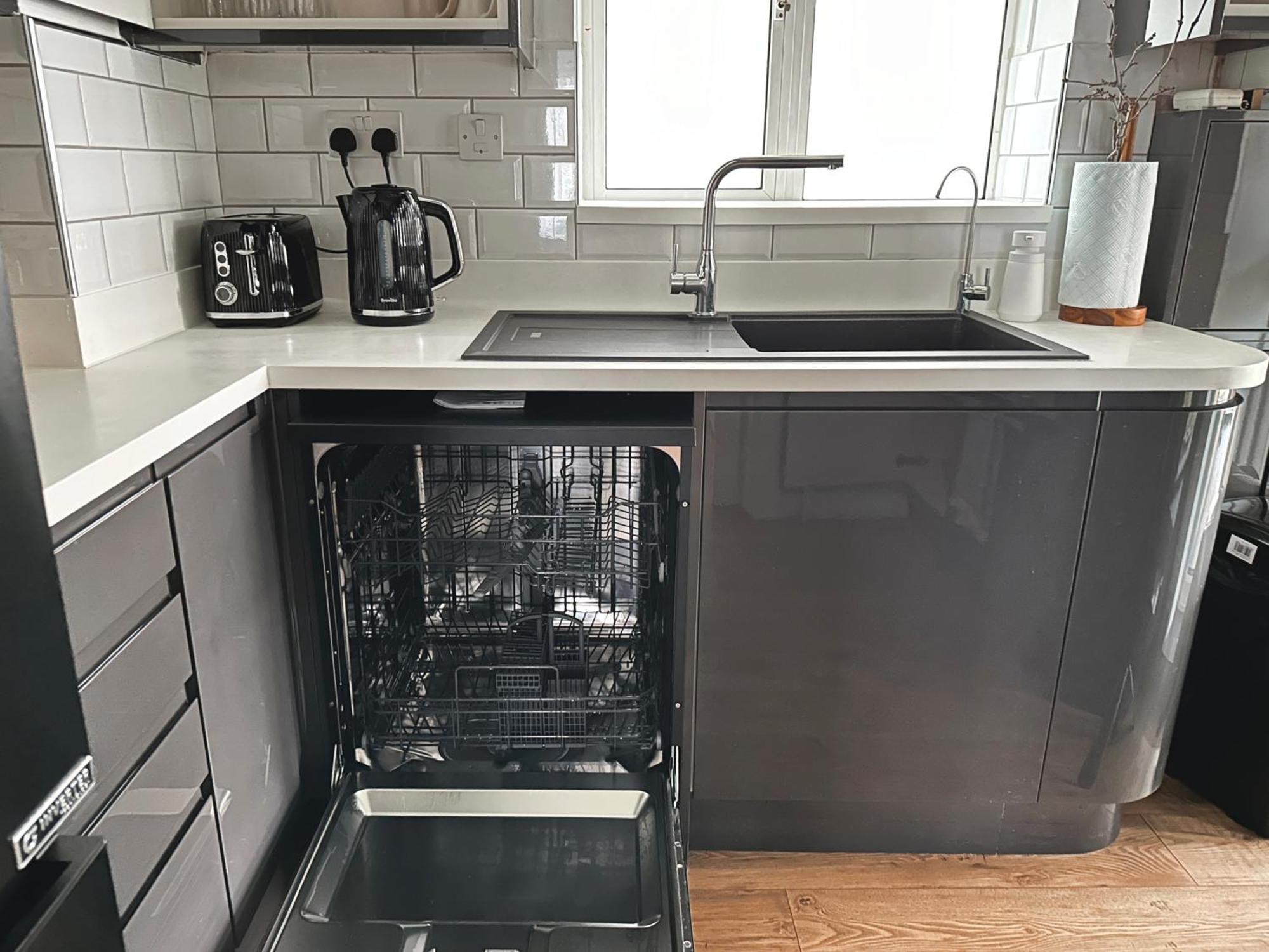 לונדון 2-Br Flat With Style And Comfort In St John'S Wood מראה חיצוני תמונה
